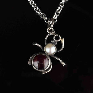Vintage Silver Garnet Pearl Spider Pendant Necklace - Boylerpf