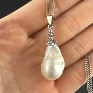 Vintage Art Deco Style Silver Baroque Pearl Pendant Necklace - Boylerpf
